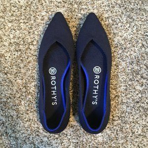 EUC Size 6 Maritime Navy Rothy's Points